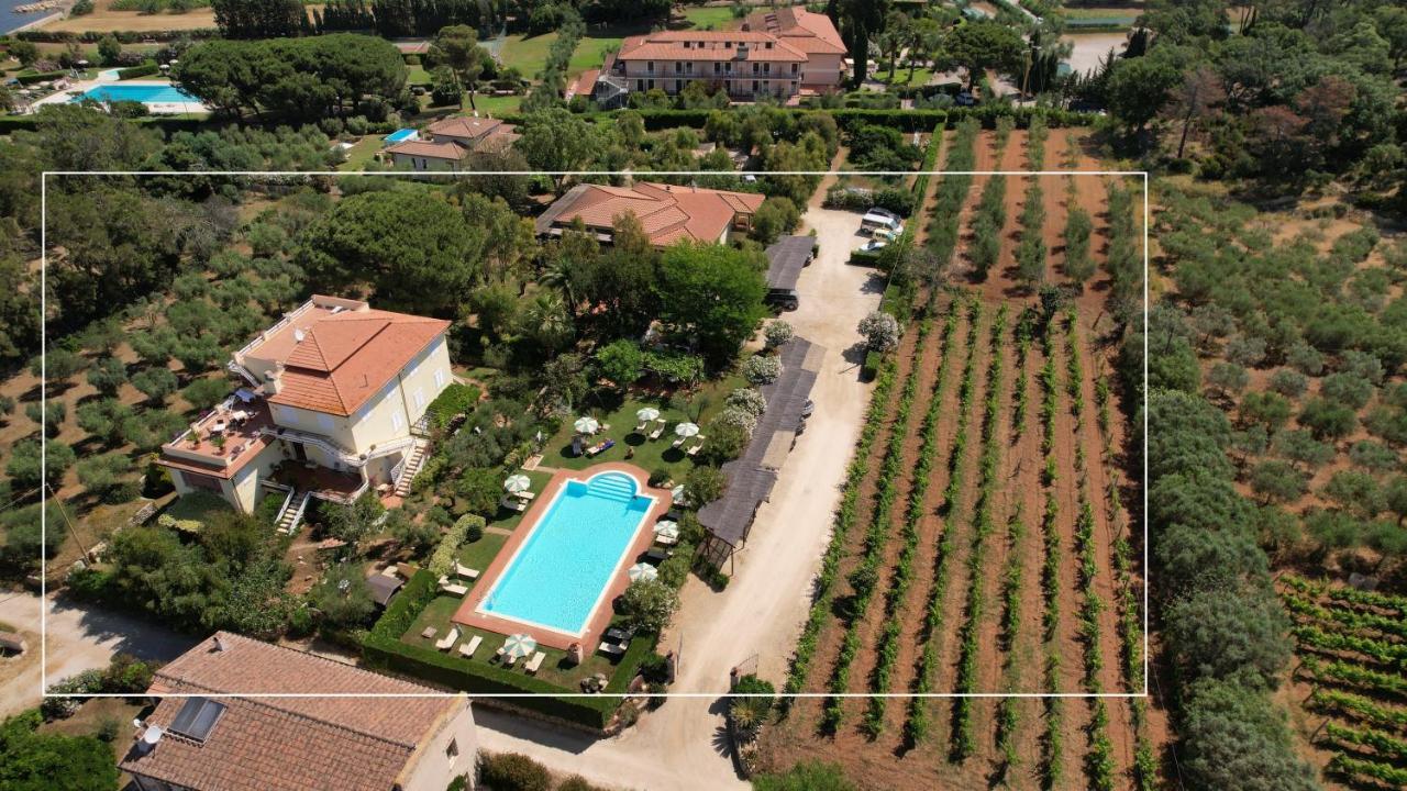 Hotel Tirrena Bike & Country Hotel Portoferraio Exterior photo