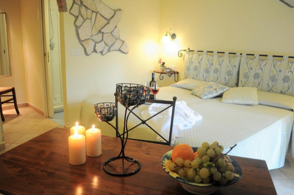Hotel Tirrena Bike & Country Hotel Portoferraio Room photo