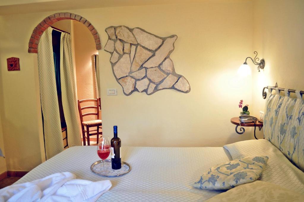 Hotel Tirrena Bike & Country Hotel Portoferraio Room photo