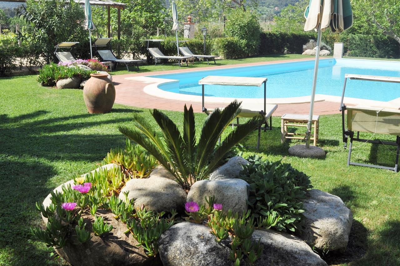 Hotel Tirrena Bike & Country Hotel Portoferraio Exterior photo