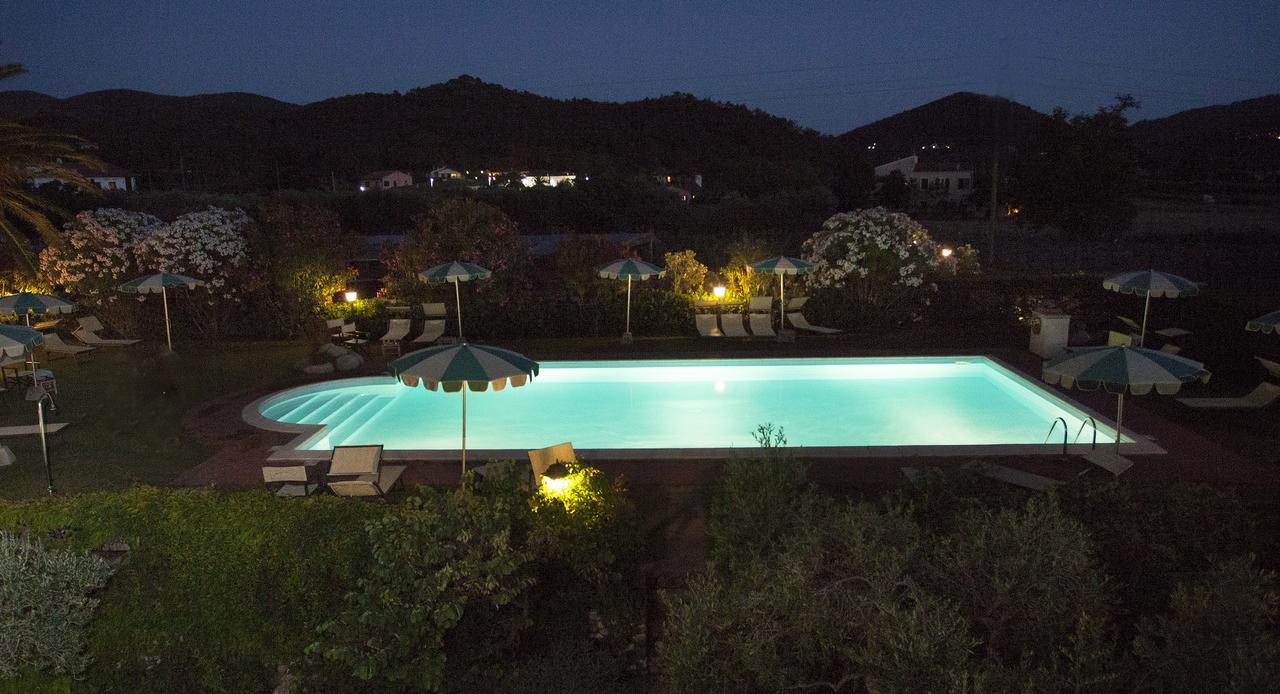 Hotel Tirrena Bike & Country Hotel Portoferraio Exterior photo